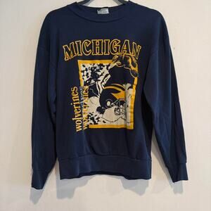 Michigan crewneck tag size